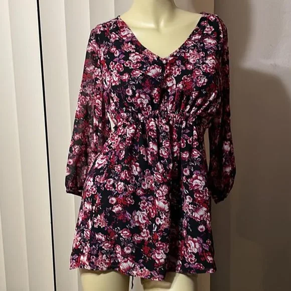 Maternity Medium Isabel Long Sleeve Floral Baby Doll Top Floral New with tags - Picture 1 of 2